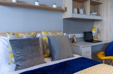 Bonhay Road, St David's, Exeter - Image 2